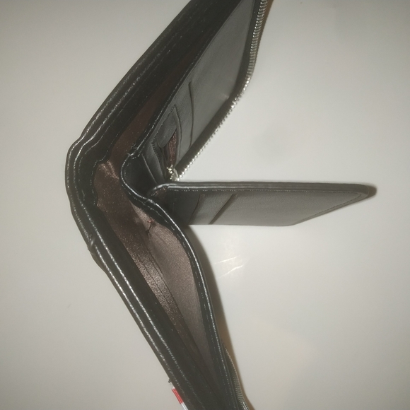 Leather wallets bundle set of 2 - Picture 10 of 12